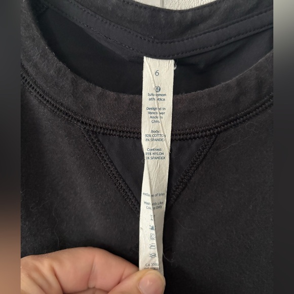 lululemon athletica Black Sweatshirt - Picture 3 of 5